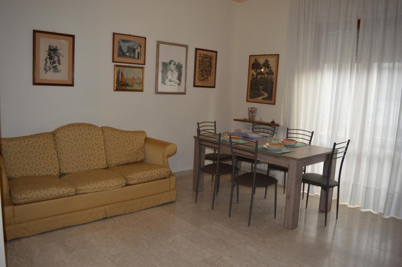Casa Le Sorelle Apartment Viareggio Luaran gambar
